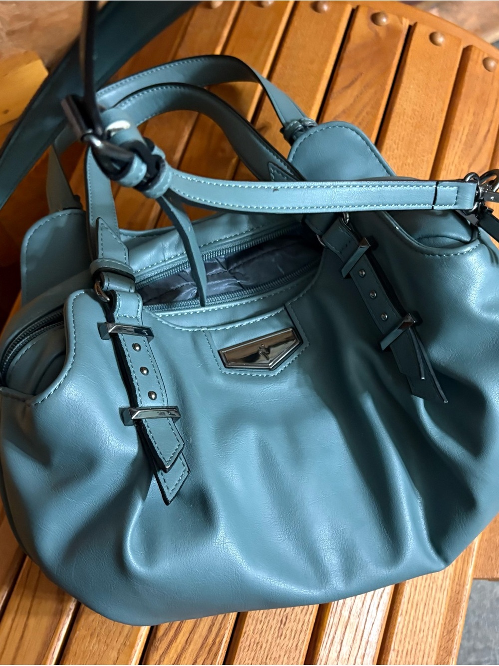 Teal Women’s Leather Vera Wang Shoulder Bag